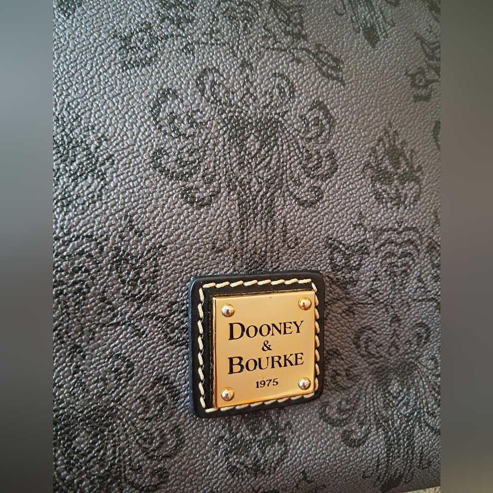 Disney Haunted Mansion Dooney & Bourke Crossbody - Picture 3 of 15